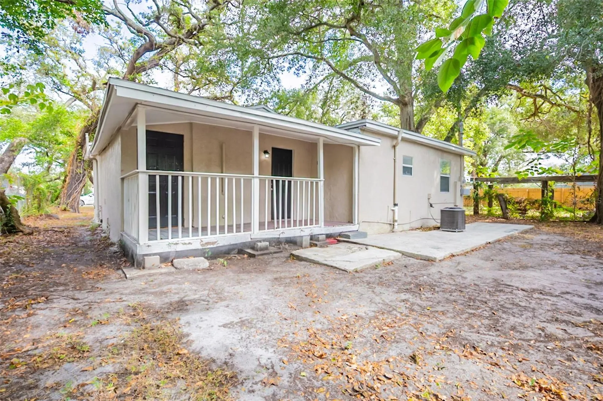 2115 E Ellicott Street Tampa FL 33610