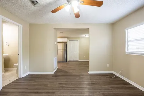 2115 E Ellicott Street Tampa FL 33610