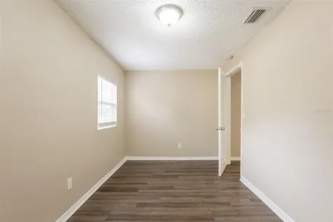 2115 E Ellicott Street Tampa FL 33610