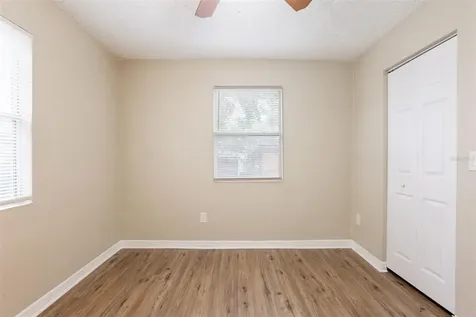 2115 E Ellicott Street Tampa FL 33610