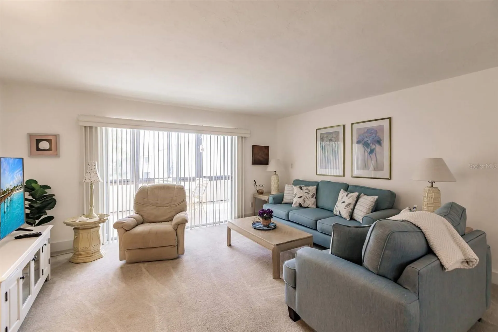 1055 W Peppertree Drive Sarasota FL 34242