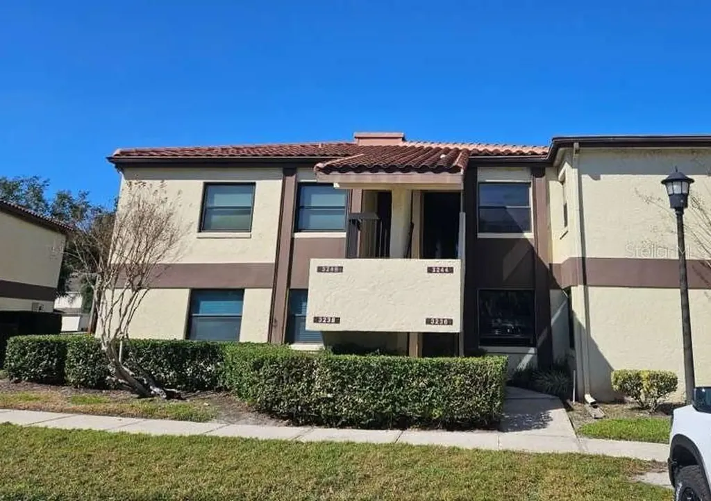 3244 Candle Ridge Drive Orlando FL 32822