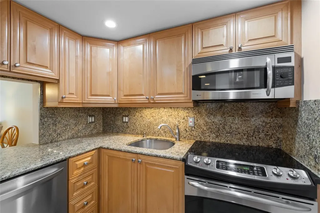 4310 Falmouth Drive Longboat Key FL 34228