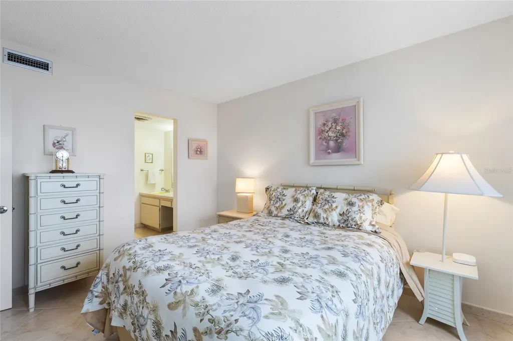 4310 Falmouth Drive Longboat Key FL 34228