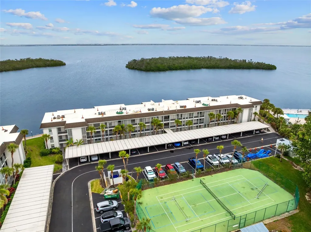 4310 Falmouth Drive Longboat Key FL 34228