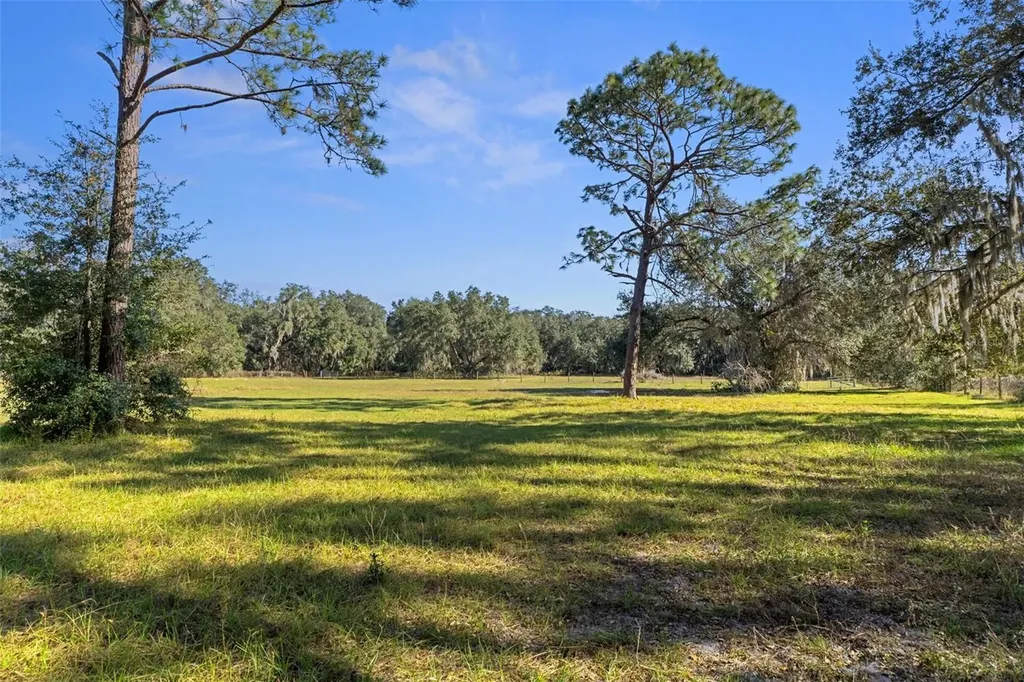 Okahumpka FL 34762
