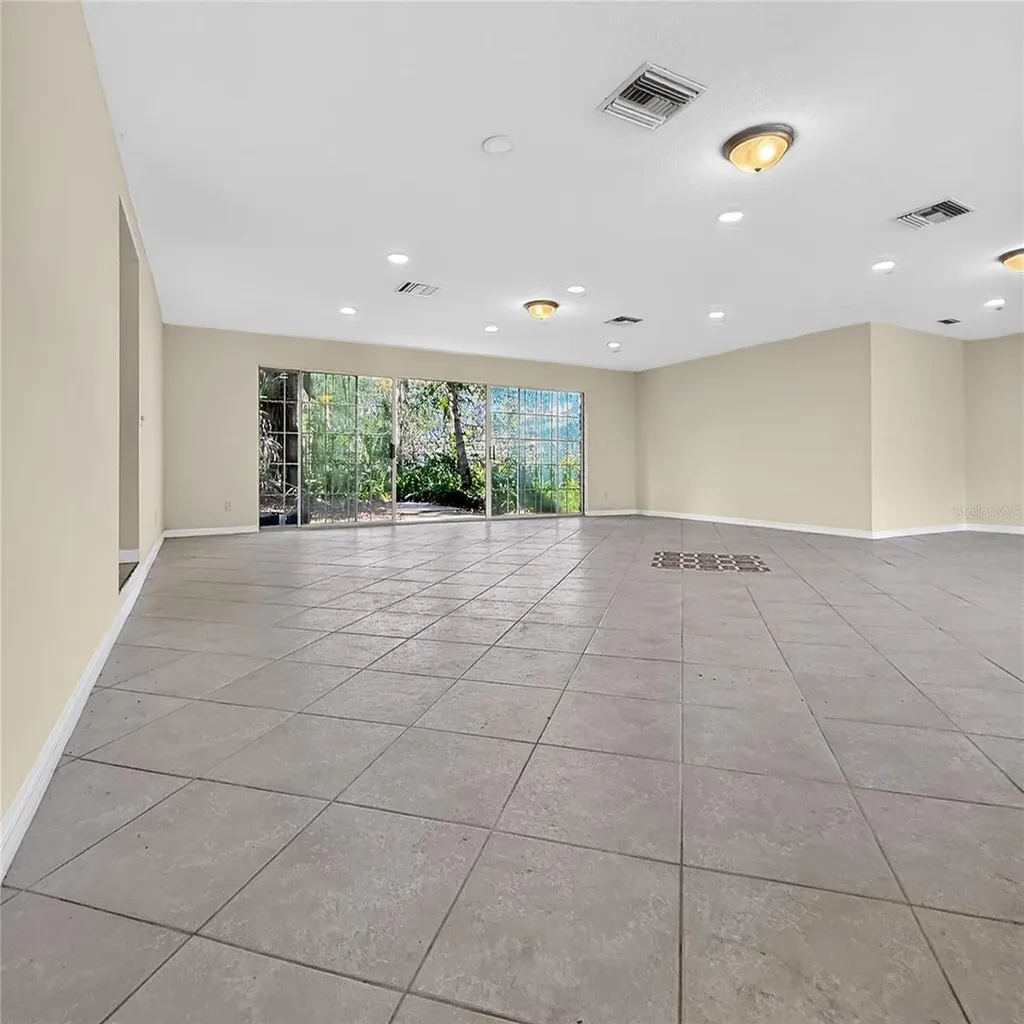 17220 Estes Road Lutz FL 33548