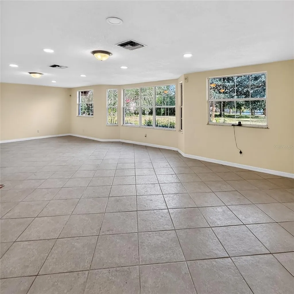 17220 Estes Road Lutz FL 33548