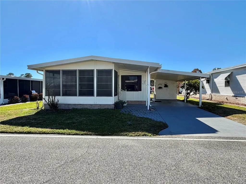 121 Dogwood Trail Leesburg FL 34748