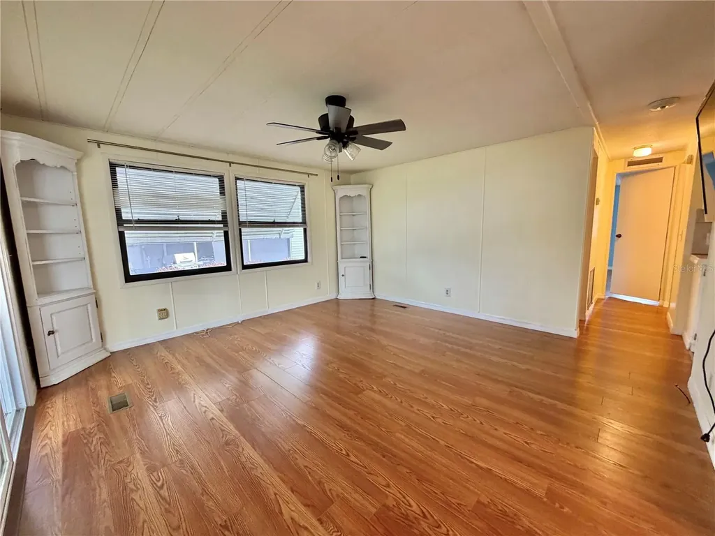 121 Dogwood Trail Leesburg FL 34748