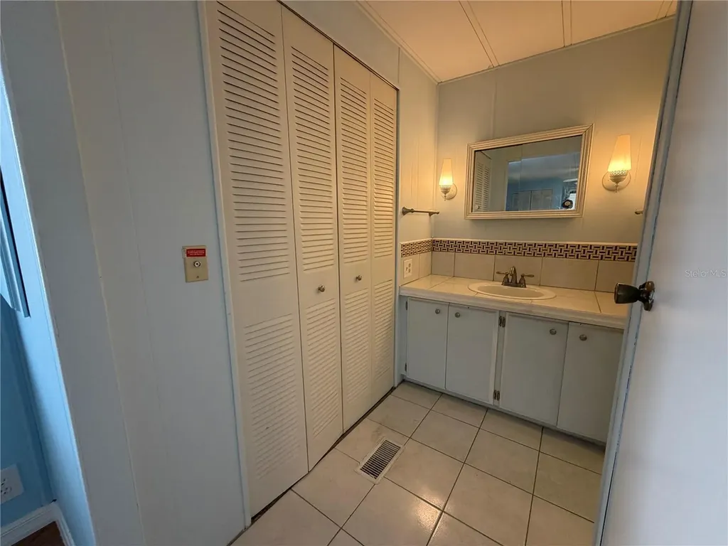 121 Dogwood Trail Leesburg FL 34748