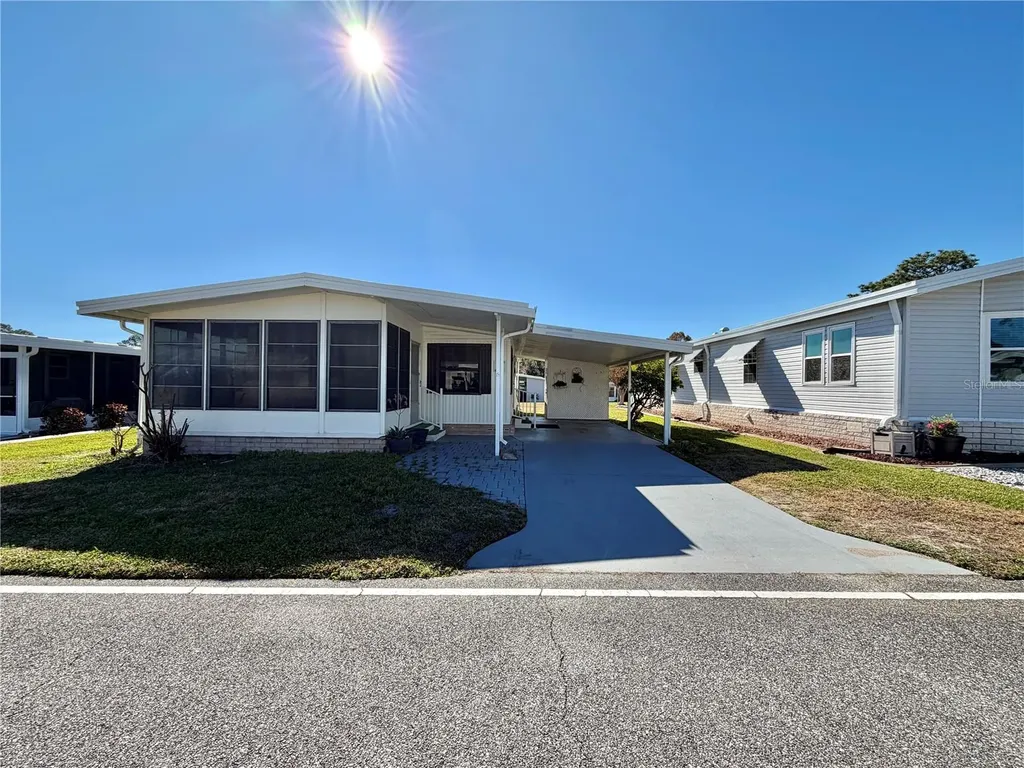 121 Dogwood Trail Leesburg FL 34748