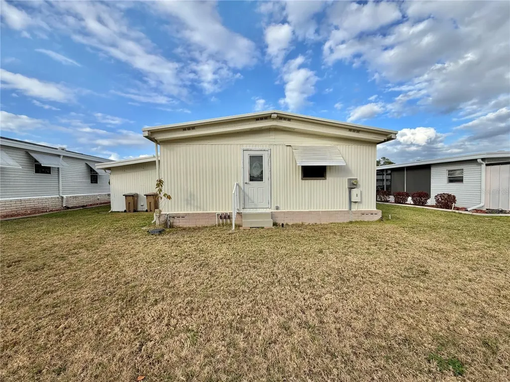 121 Dogwood Trail Leesburg FL 34748
