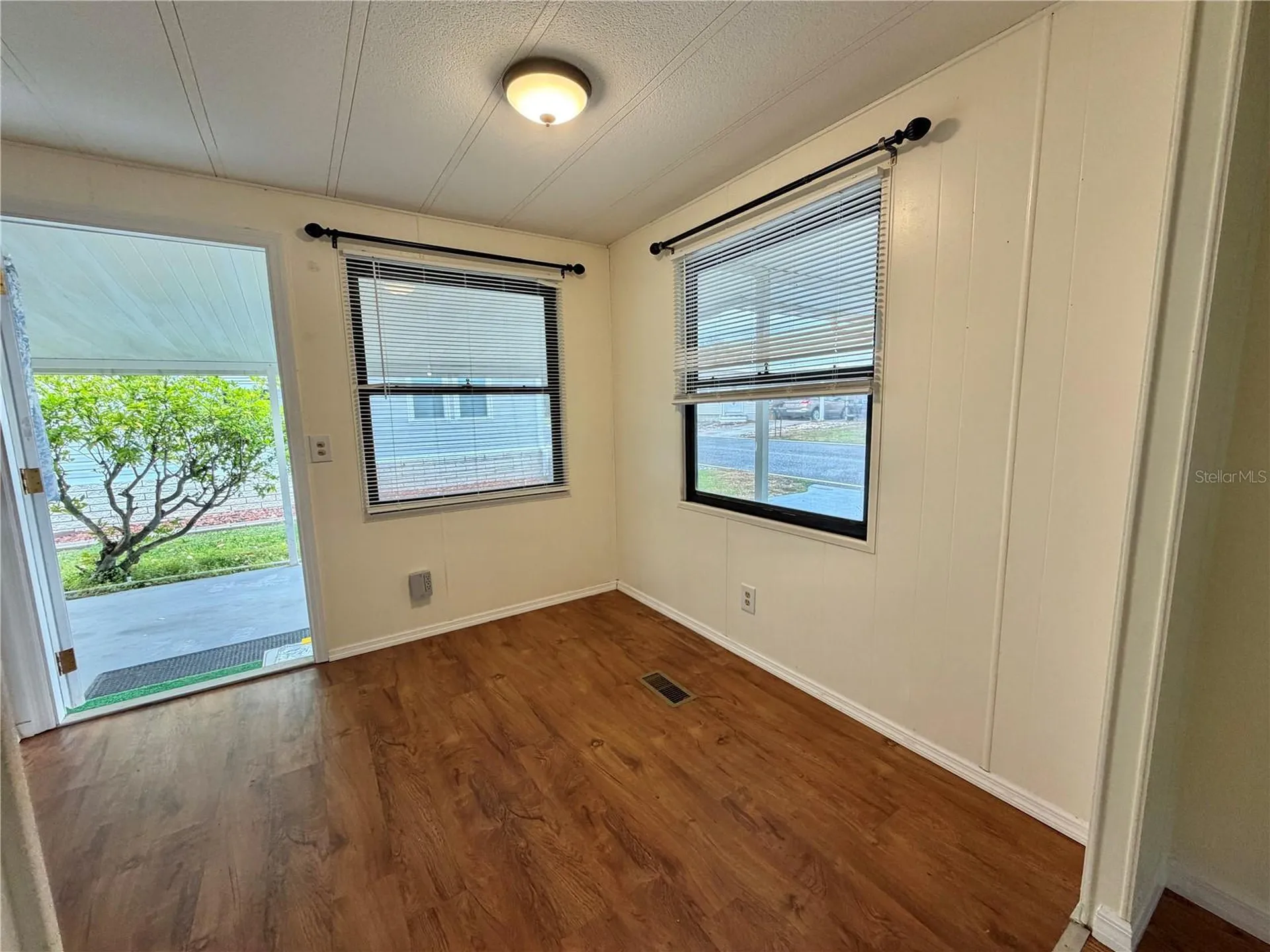 121 Dogwood Trail Leesburg FL 34748