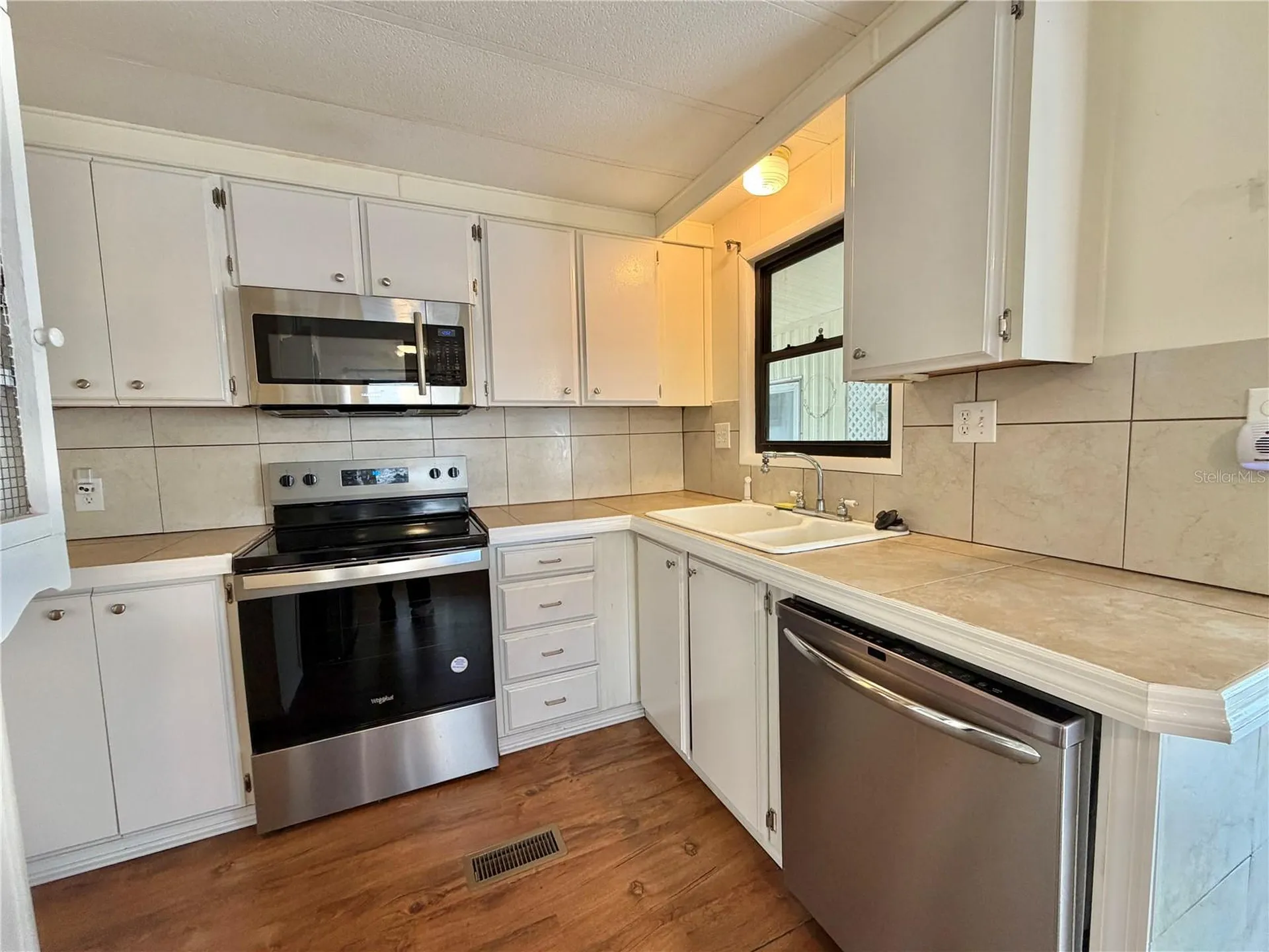 121 Dogwood Trail Leesburg FL 34748