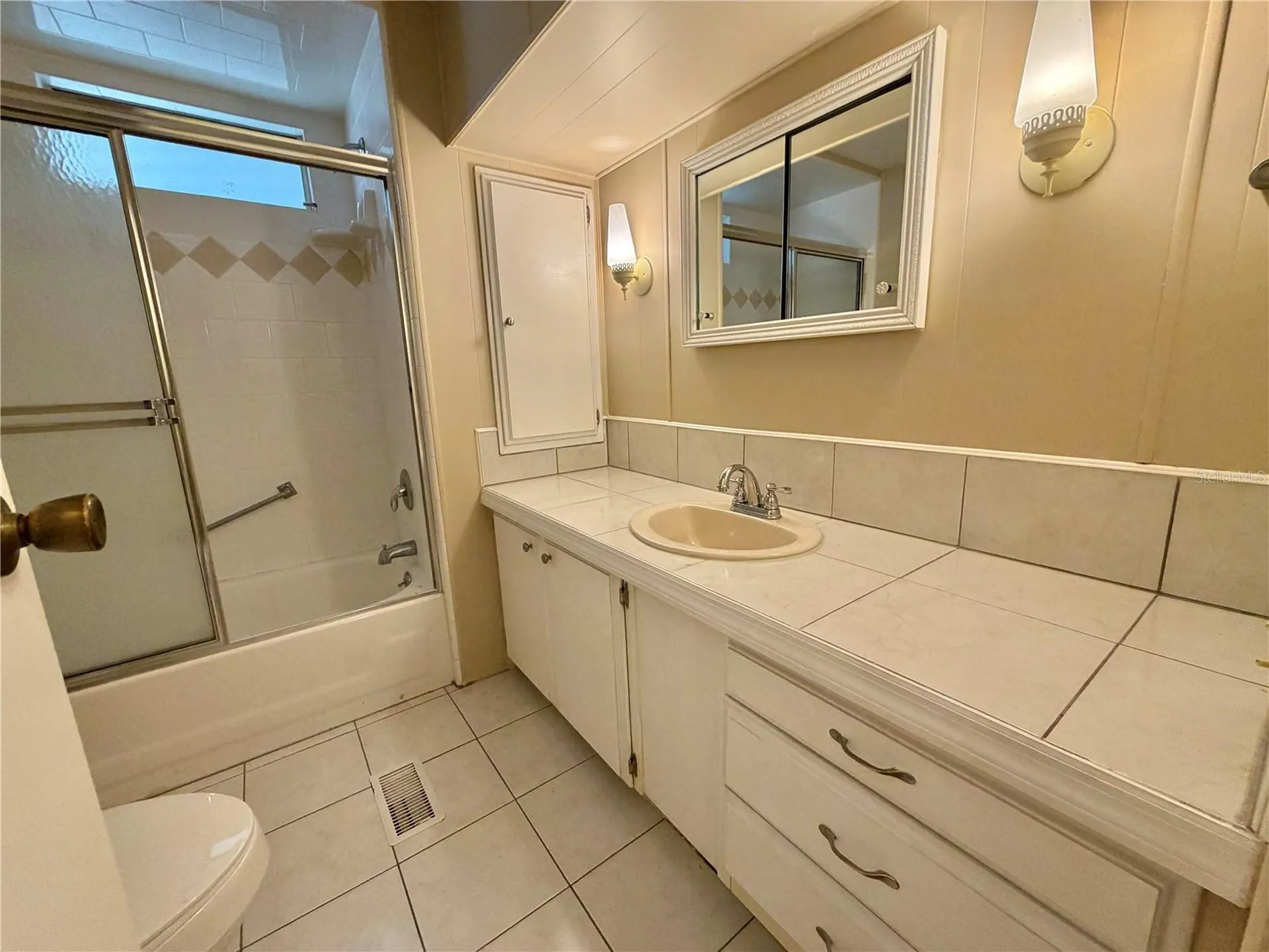 121 Dogwood Trail Leesburg FL 34748