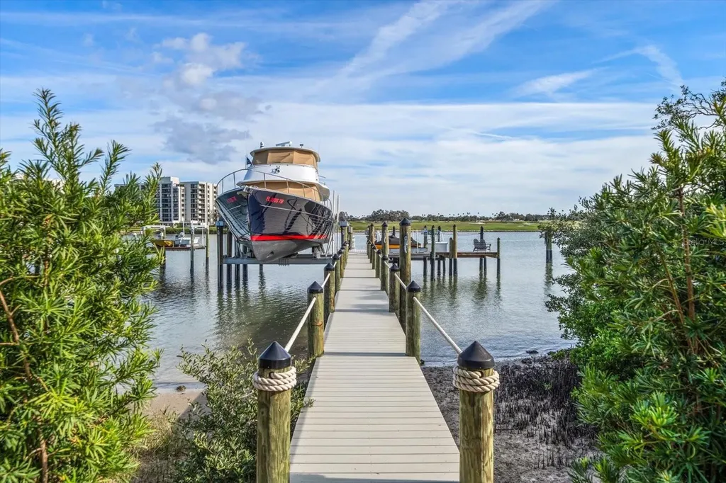 430 St Andrews Drive Belleair FL 33756