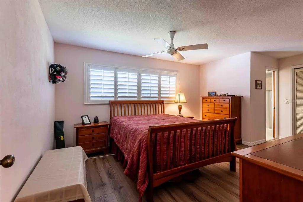 1830 Oak Forest Drive S Clearwater FL 33759