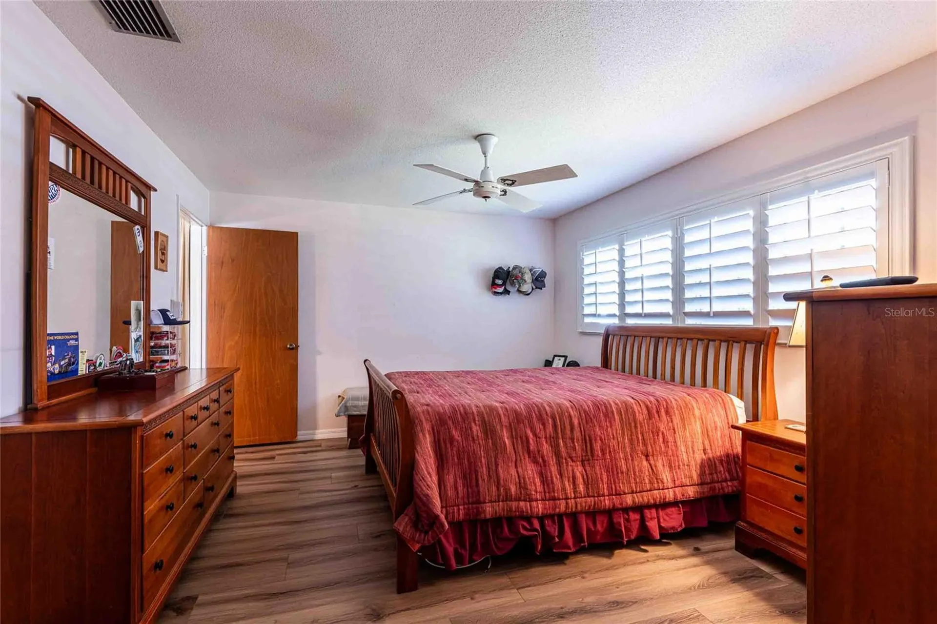 1830 Oak Forest Drive S Clearwater FL 33759