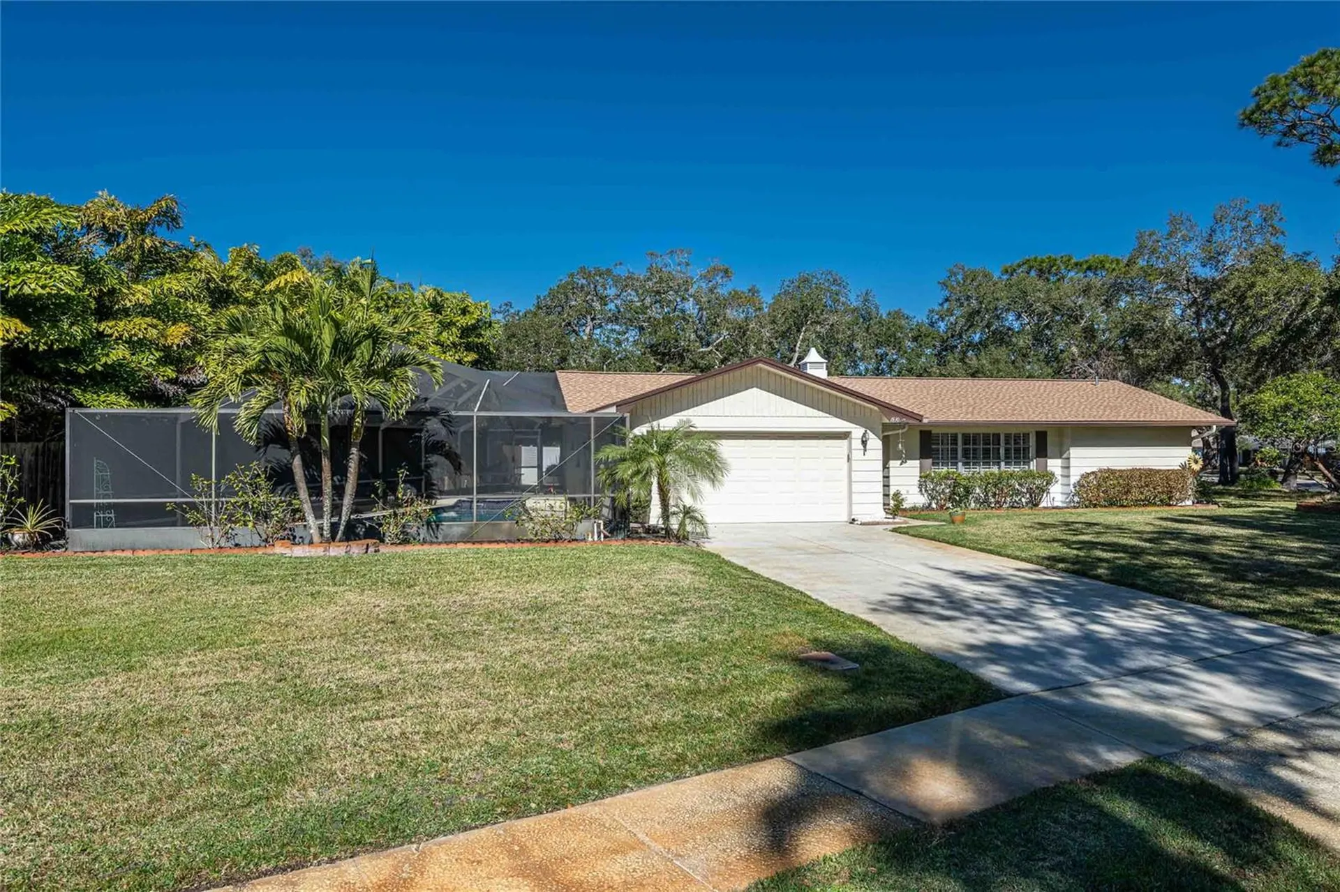 1830 Oak Forest Drive S Clearwater FL 33759