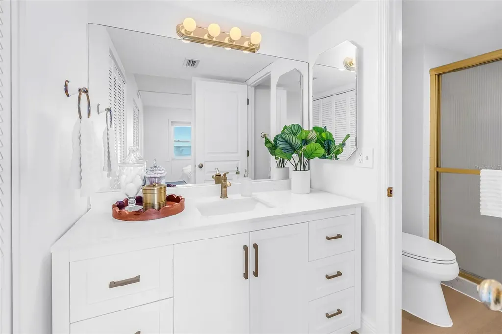 9 Haig Place Dunedin FL 34698