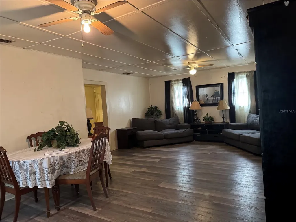 1049 Plateau Avenue Lakeland FL 33815