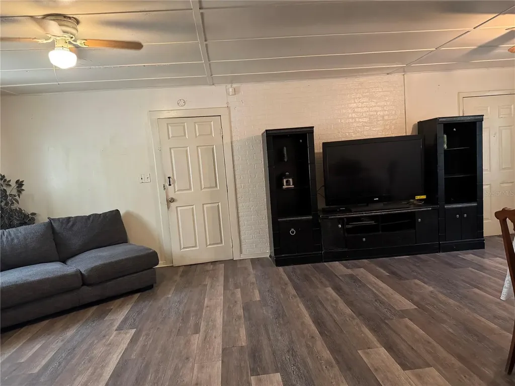 1049 Plateau Avenue Lakeland FL 33815