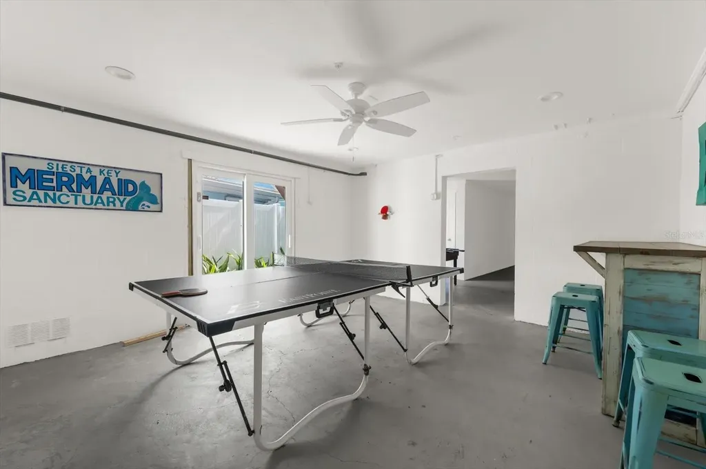 355 Calle Miramar Sarasota FL 34242