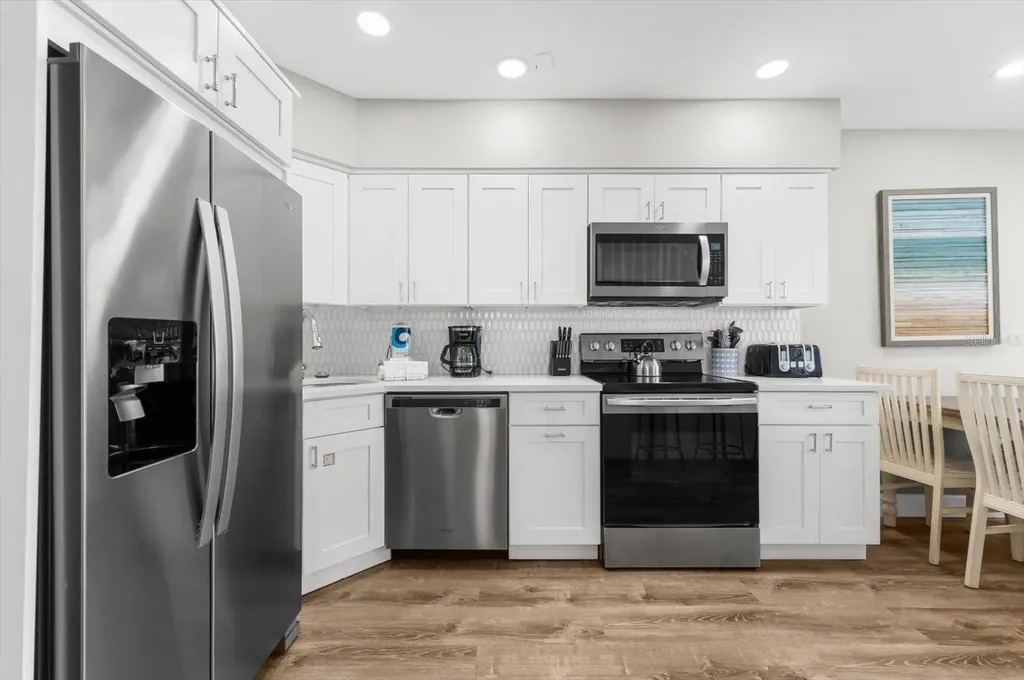 355 Calle Miramar Sarasota FL 34242