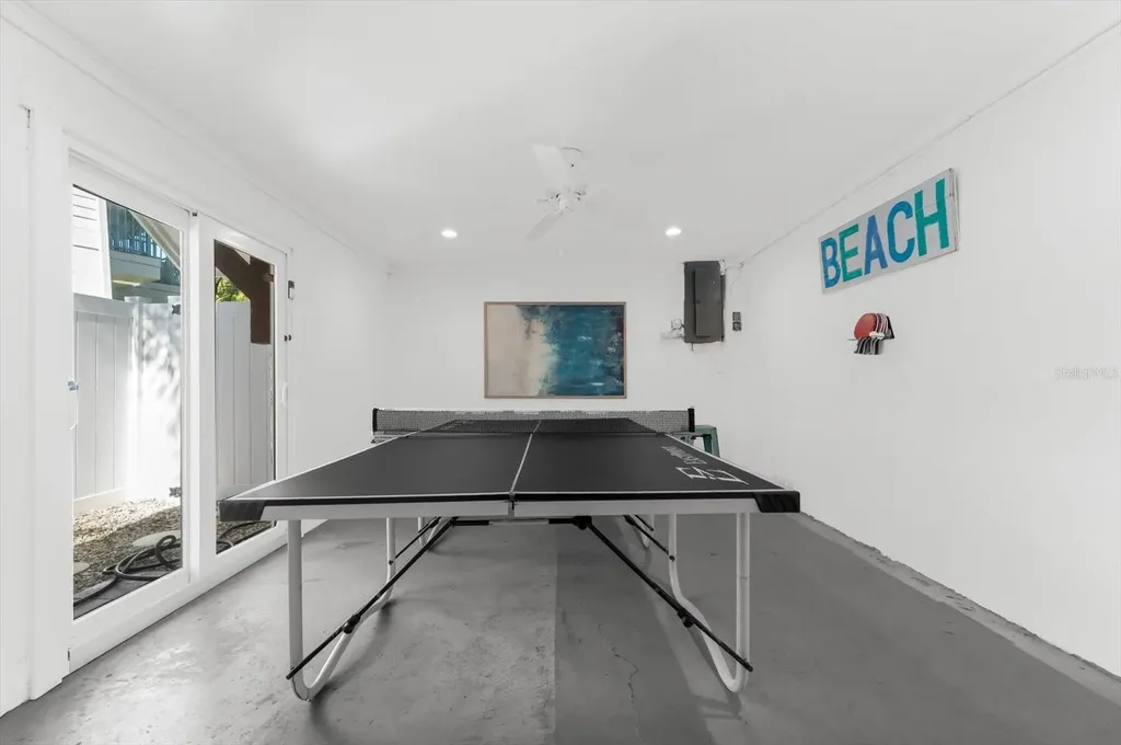 355 Calle Miramar Sarasota FL 34242