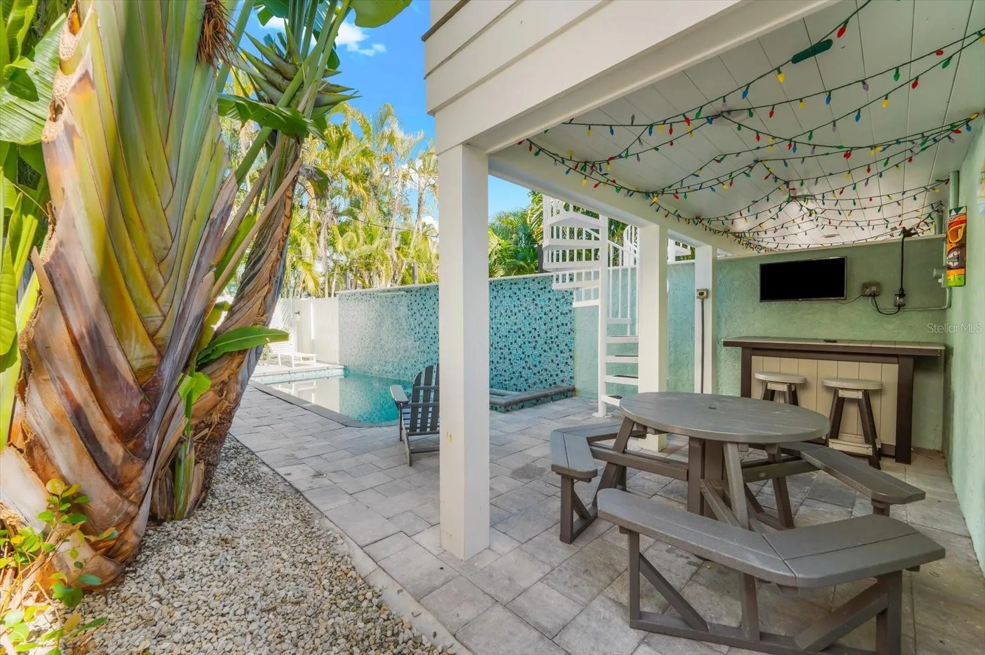 355 Calle Miramar Sarasota FL 34242