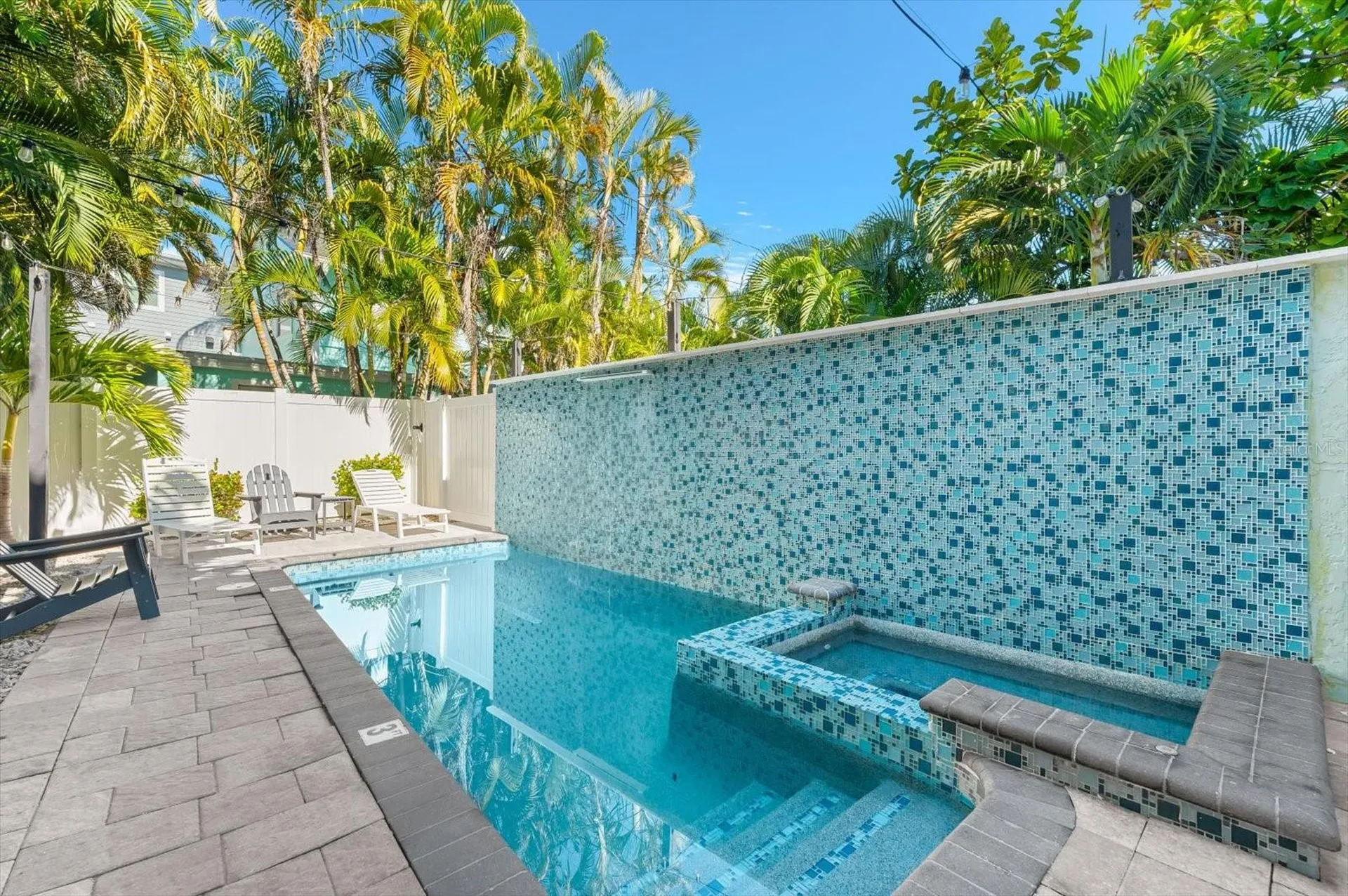 355 Calle Miramar Sarasota FL 34242