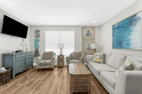 355 Calle Miramar Sarasota FL 34242