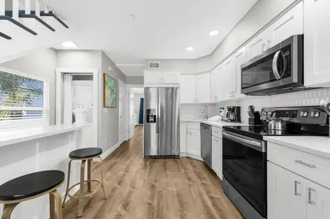 355 Calle Miramar Sarasota FL 34242