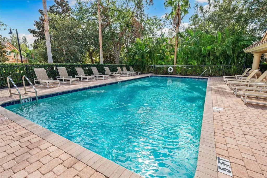 5519 Napa Drive Sarasota FL 34243
