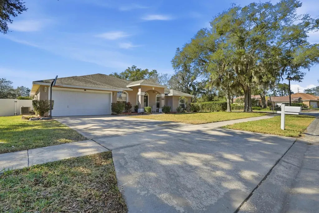 6004 Sawgrass Point Drive Port Orange FL 32128
