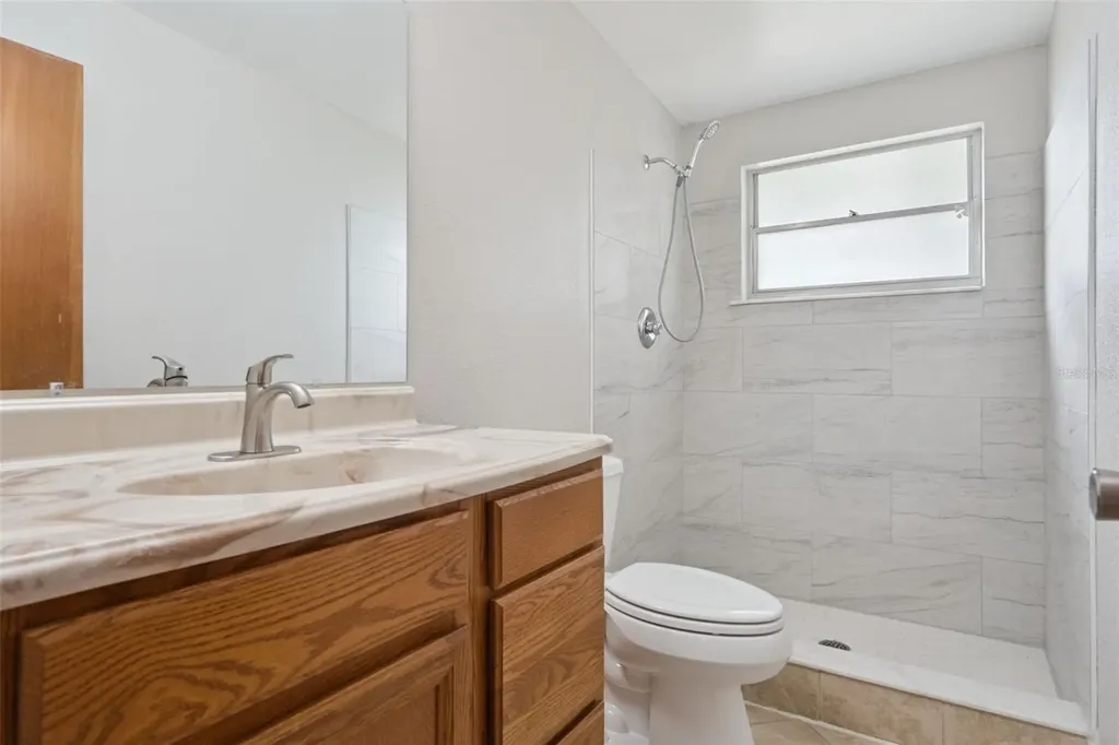 106 Lantern Lane Winter Haven FL 33884
