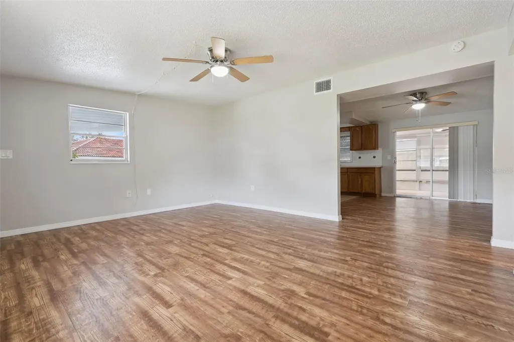 106 Lantern Lane Winter Haven FL 33884