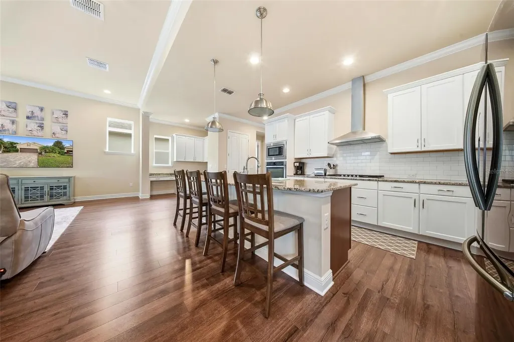 13930 Swallow Hill Drive Lithia FL 33547