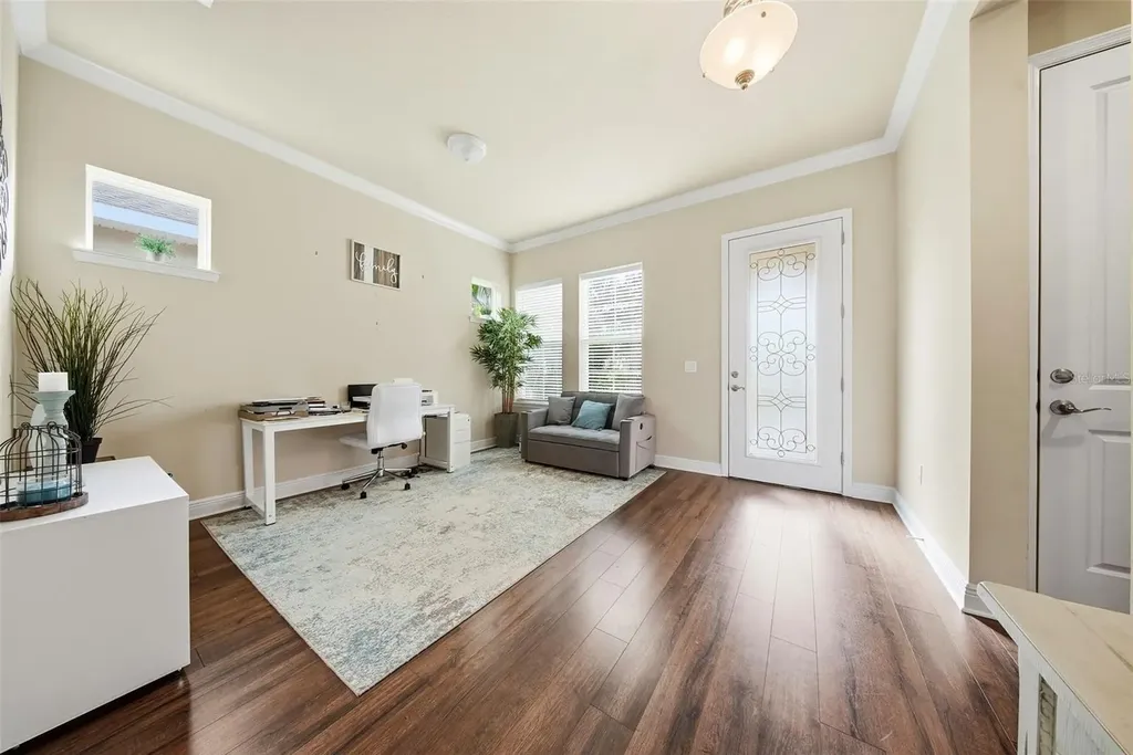 13930 Swallow Hill Drive Lithia FL 33547