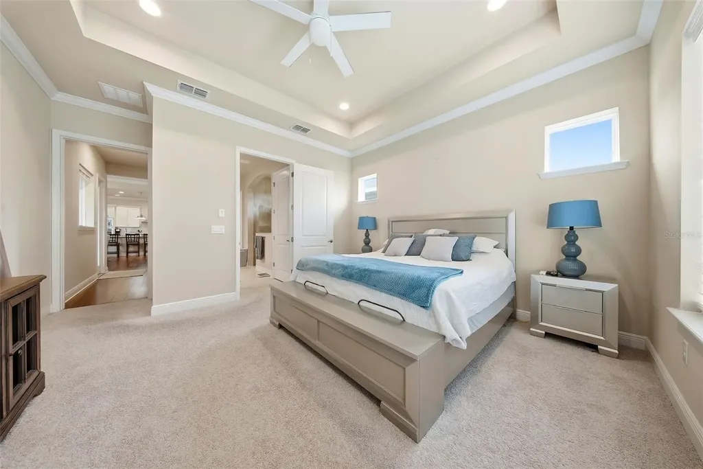 13930 Swallow Hill Drive Lithia FL 33547