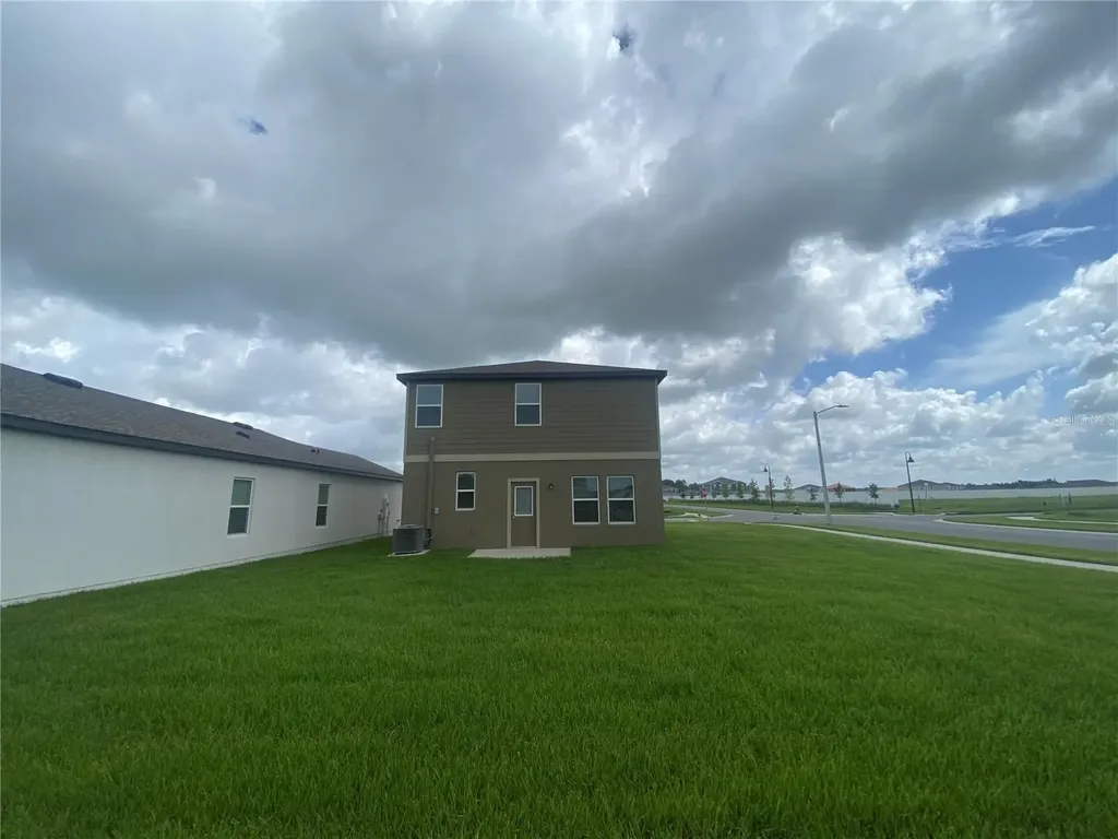 35123 White Water Lily Way Zephyrhills FL 33541