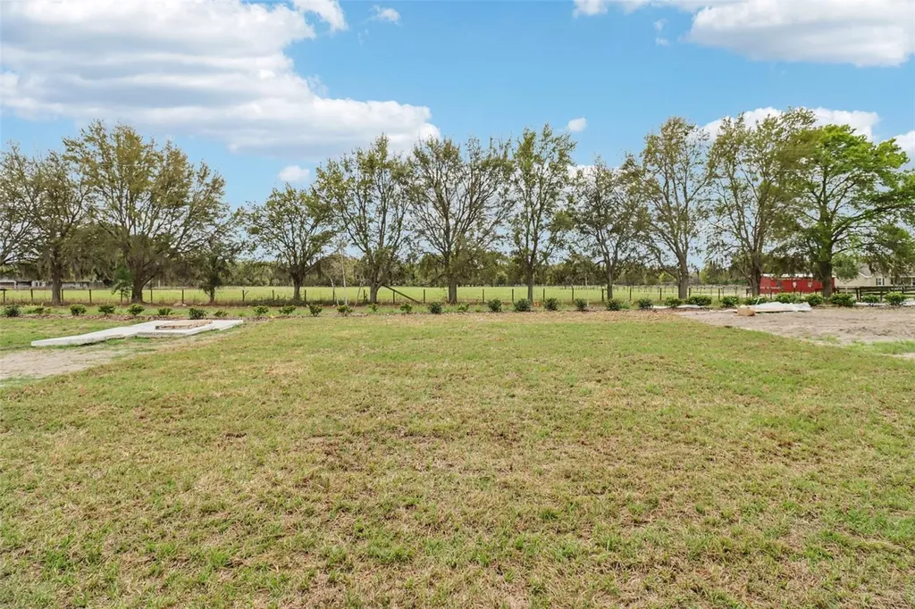2306 Oklahoma Drive Sumterville FL 33585