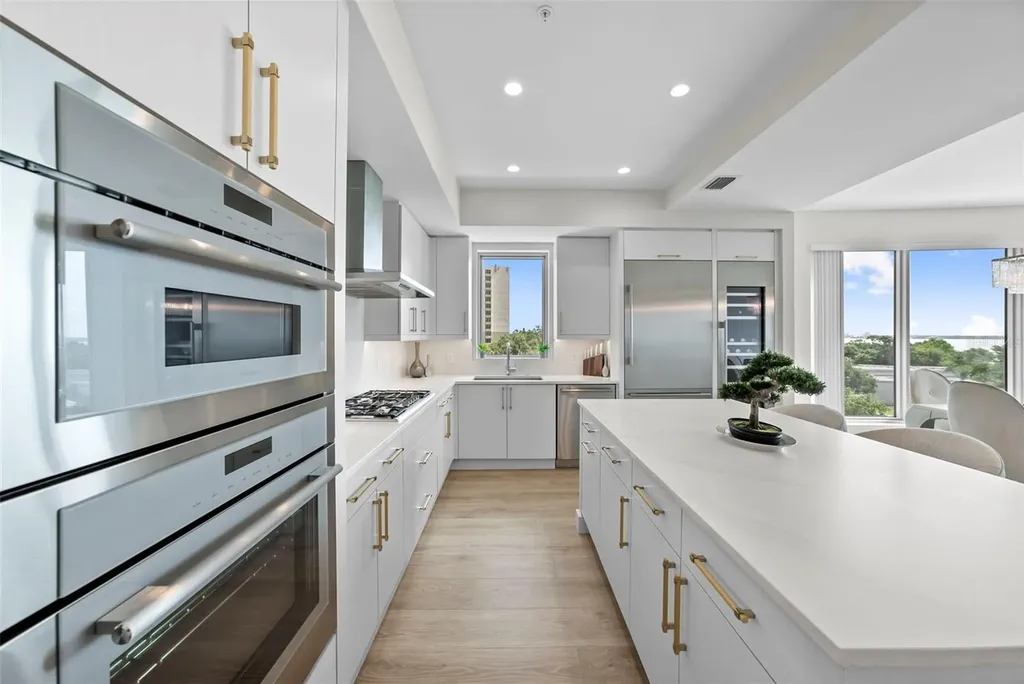2910 W Barcelona Street Tampa FL 33629