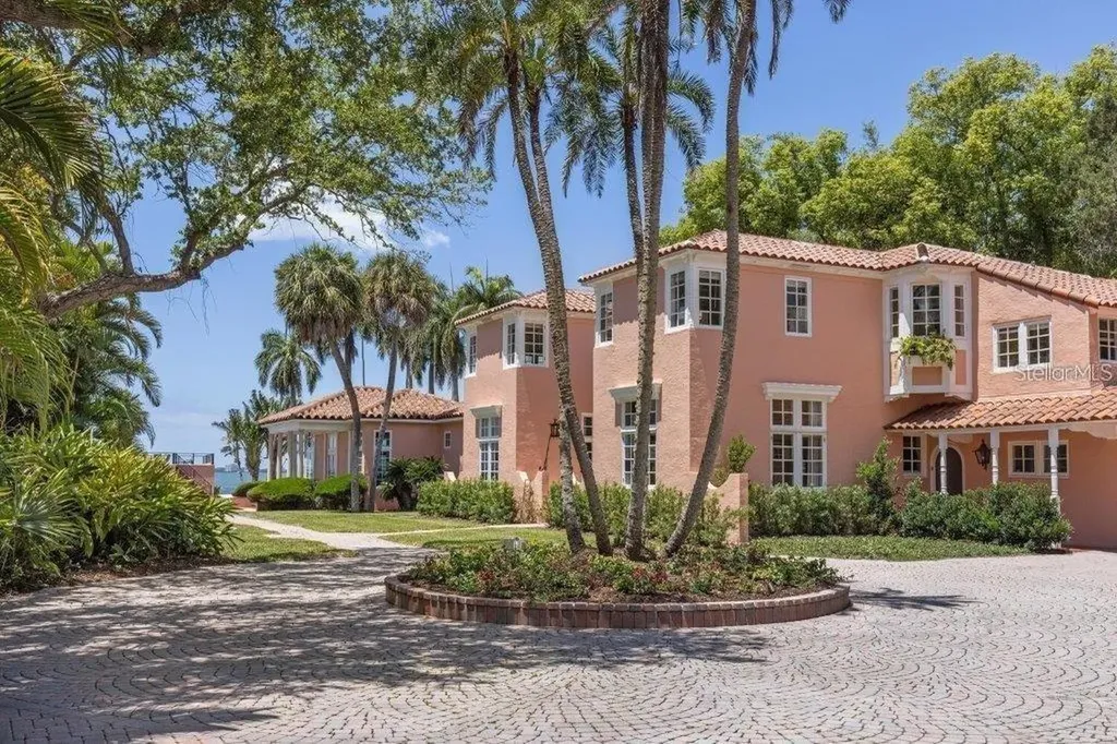 4511 Bay Shore Road Sarasota FL 34234