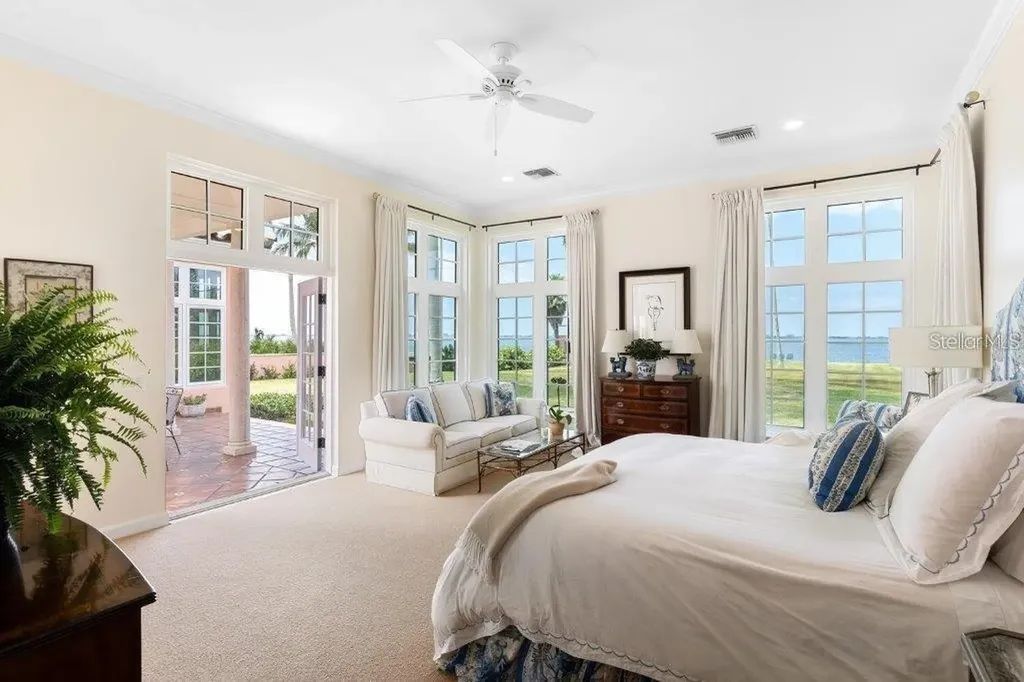 4511 Bay Shore Road Sarasota FL 34234