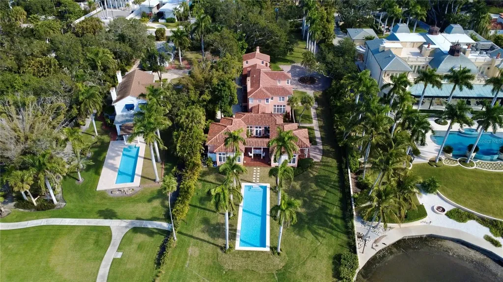 4511 Bay Shore Road Sarasota FL 34234
