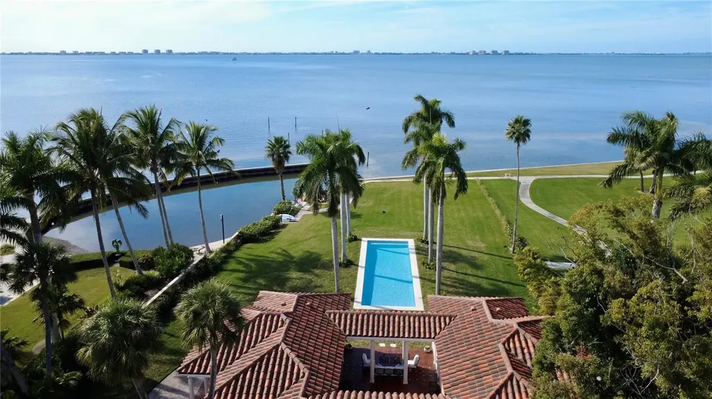 4511 Bay Shore Road Sarasota FL 34234