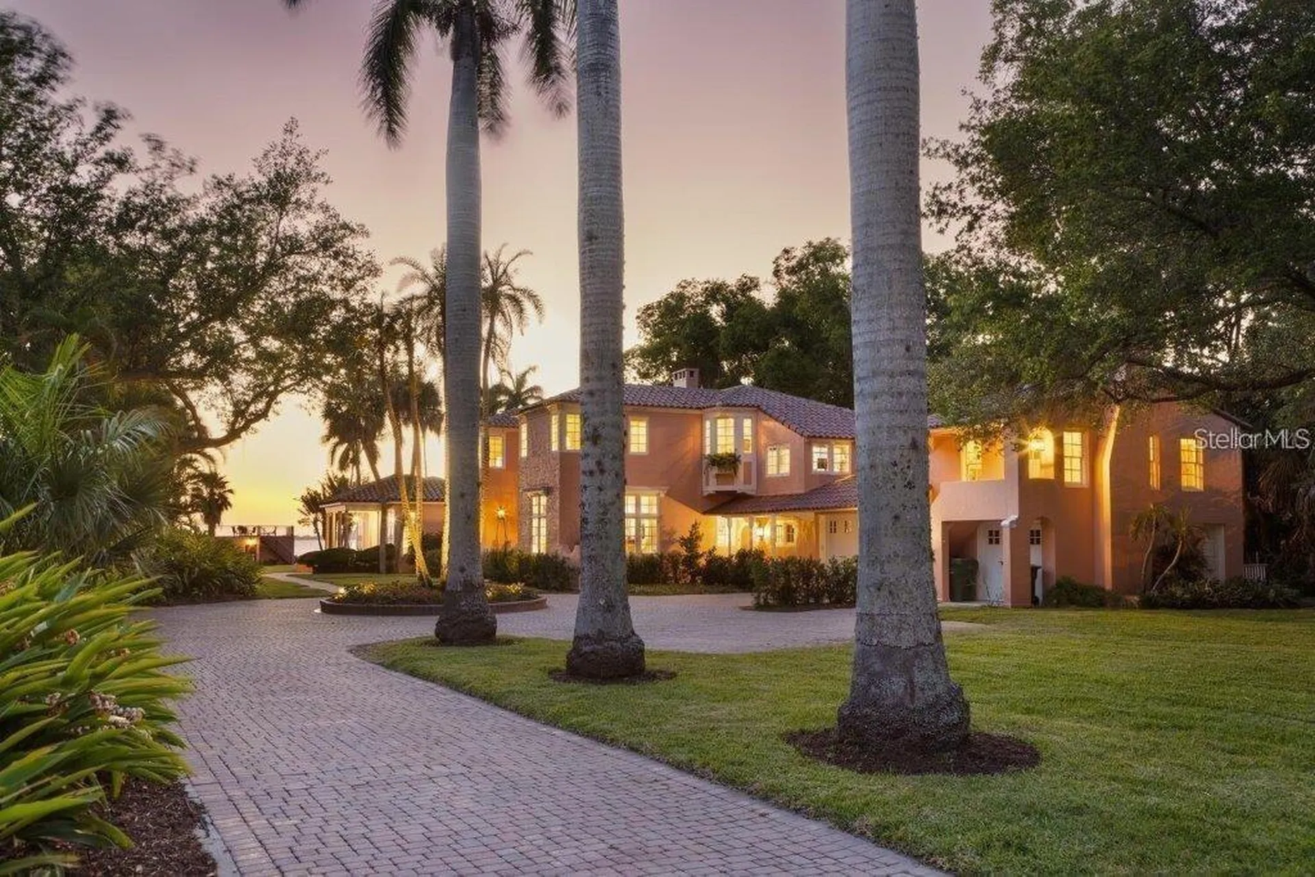 4511 Bay Shore Road Sarasota FL 34234