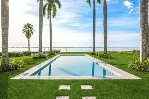4511 Bay Shore Road Sarasota FL 34234